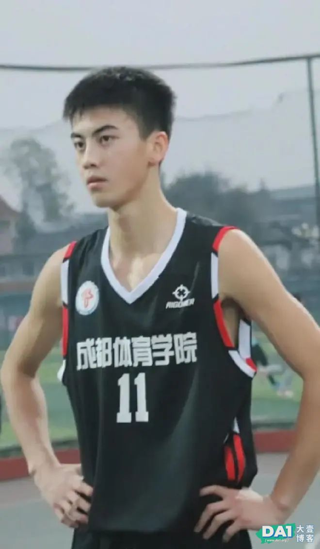 成都体育学院,体育生帅哥颜值和数量全国第一,来看看 成都体育学院,体育生帅哥颜值和数量全国第一,来看看
