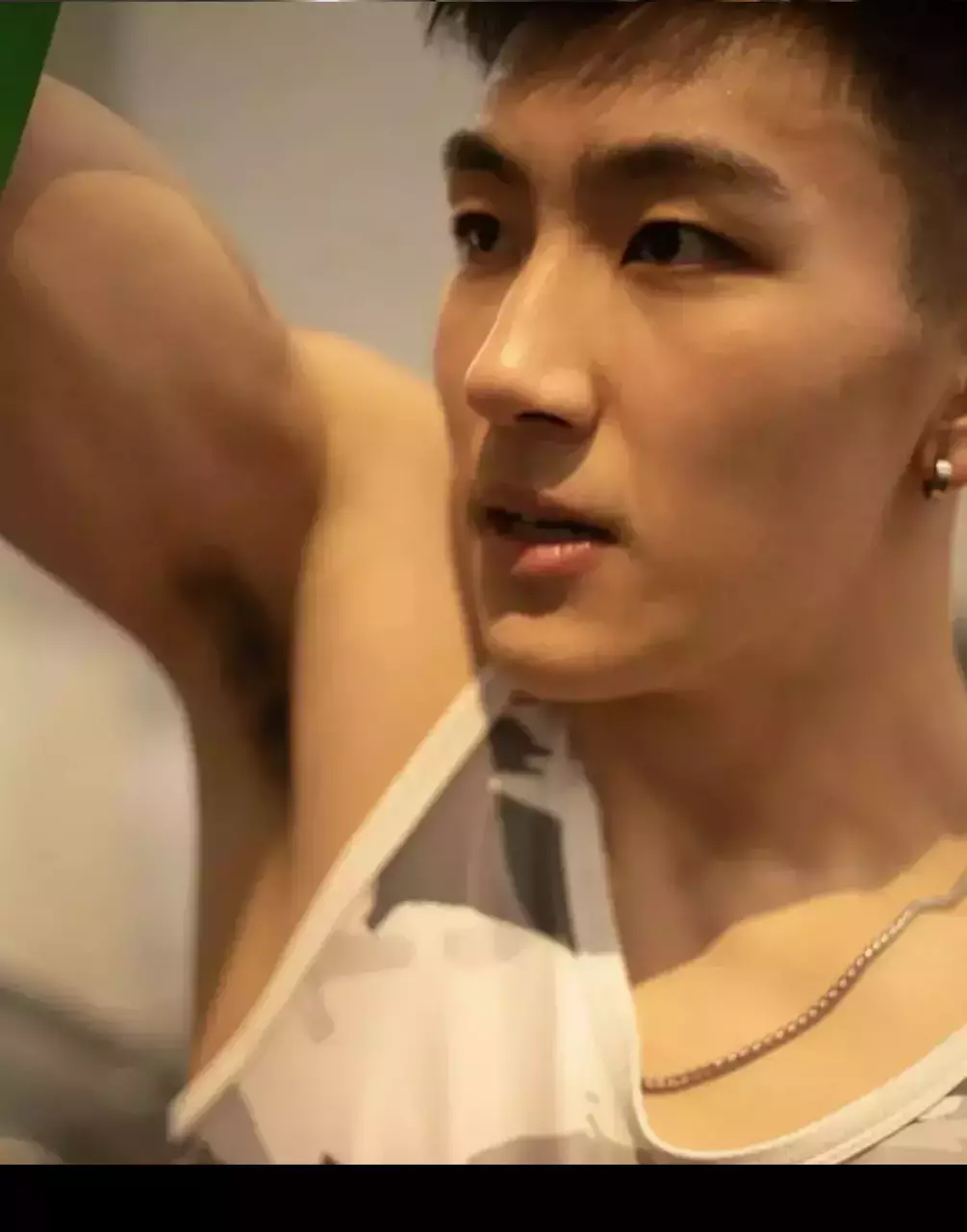 198CM体育小哥哥,这枚00后的山东男人太可啦 198CM体育小哥哥,这枚00后的山东男人太可啦