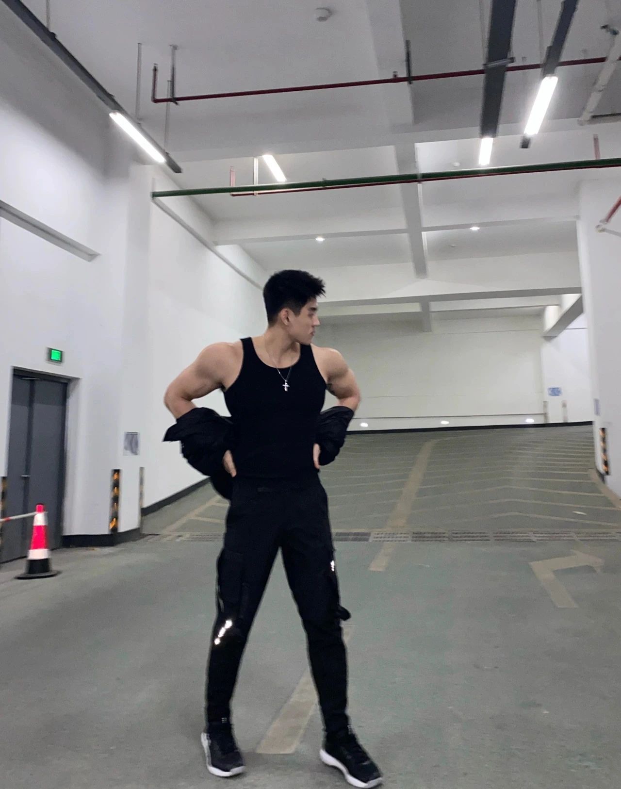 190cm橄榄球运动员，体育生果然不仅身材好，还这么猛！