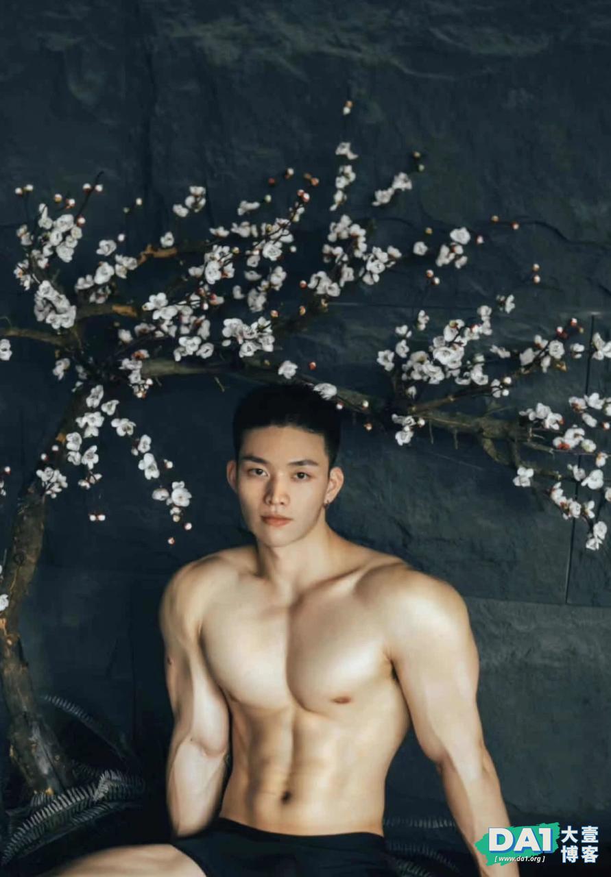 身材堪比雕塑的肌肉男菩萨,还不叫老公? 身材堪比雕塑的肌肉男菩萨,还不叫老公?