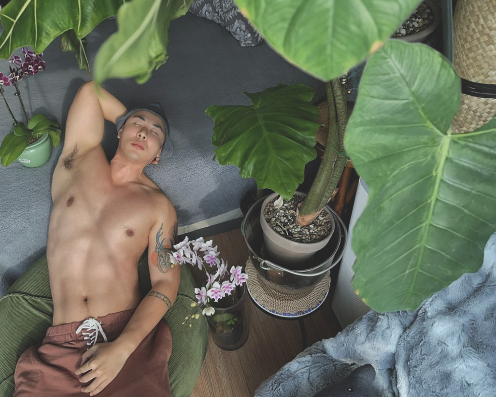 身高180长腿健身肌肉小哥哥KING小春居家写真 身高180长腿健身肌肉小哥哥KING小春居家写真