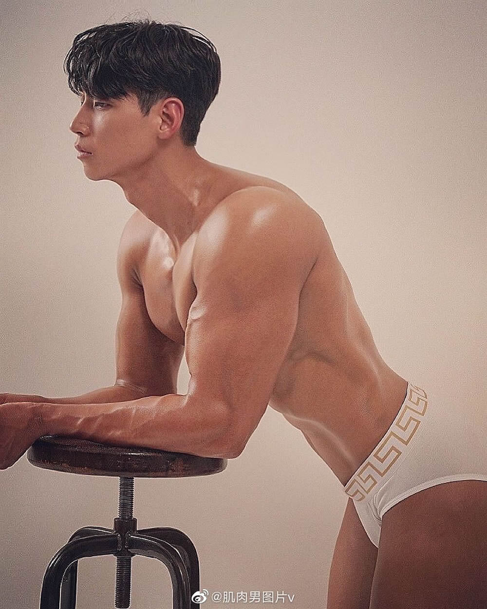 单眼皮肌肉帅哥健体运动员韩国欧巴woong2_bbl