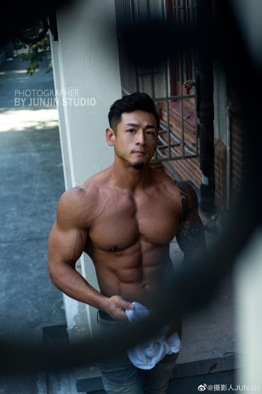 国产健体帅哥 肌肉男模 摄影人JUNJIN作品