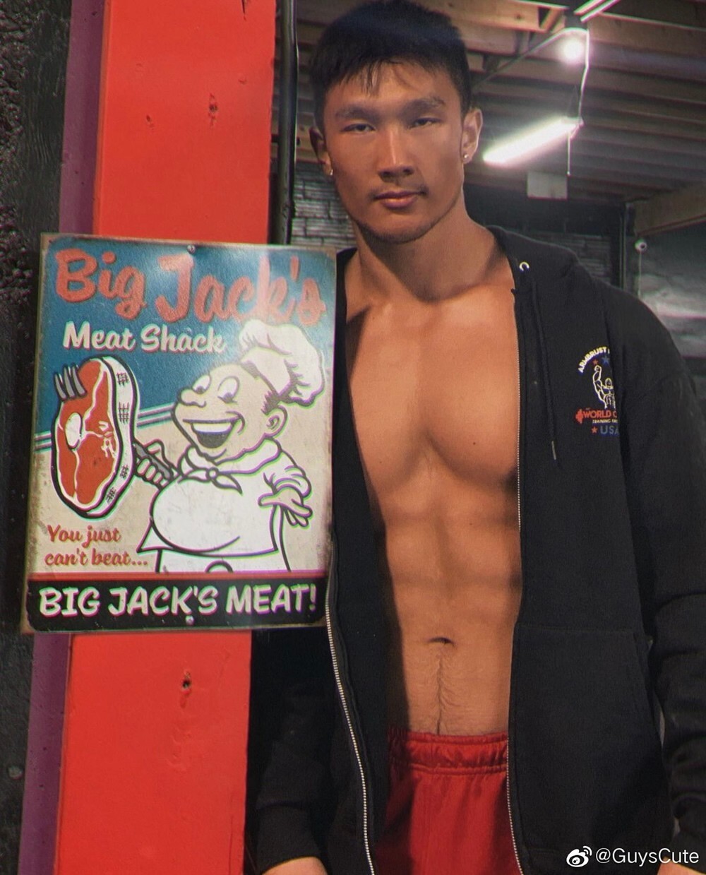 美籍华人肌肉男模帅哥MarshallMa马肖