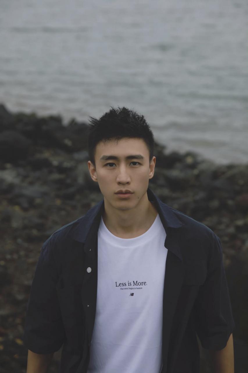 国产健身帅哥薄肌肌肉帅哥小狼狗维克多vic