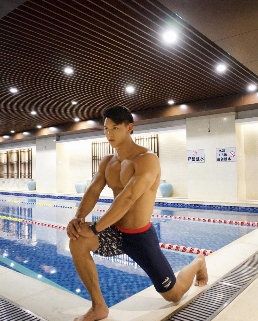 国产内裤男模陈海诺Leo内裤写真 摄影师：古默