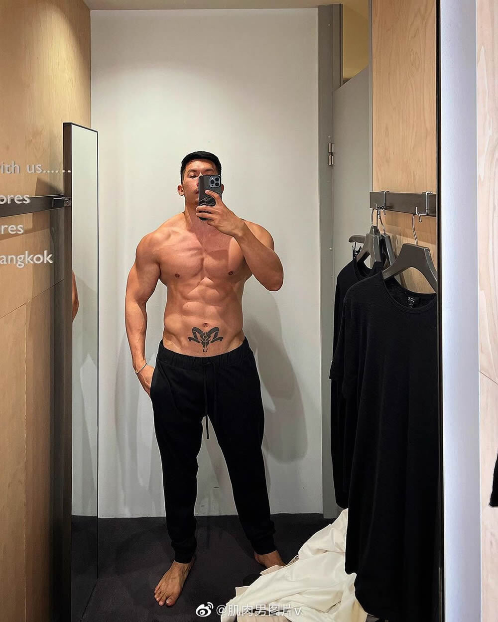 东南亚肌肉男熟男小叔健身型男jeansashi88