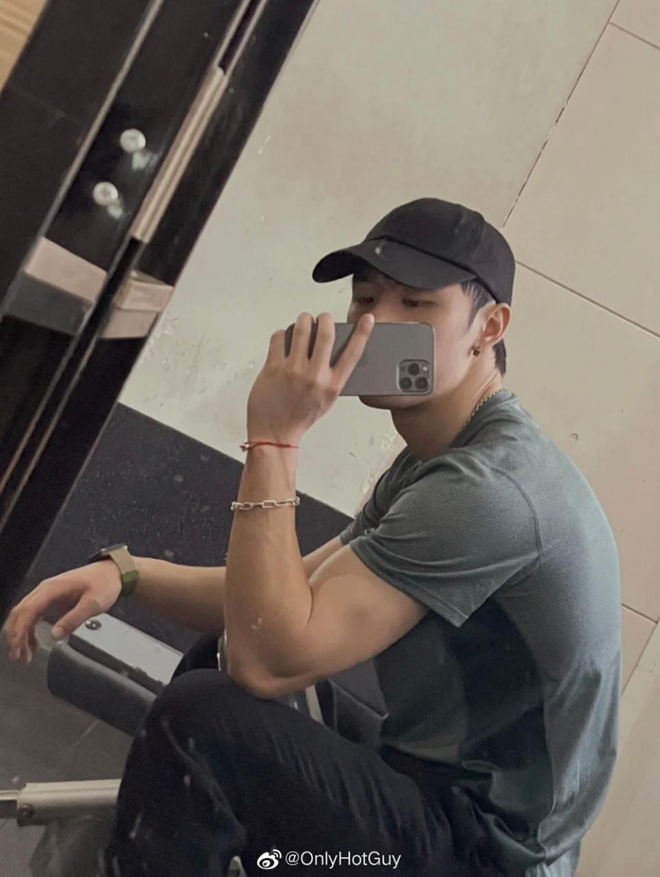 消防员小哥哥 重庆江北健身肌肉帅哥