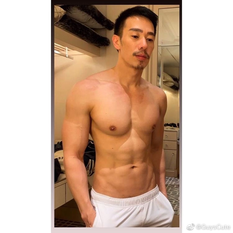 泰国健身帅哥肌肉熟男Richard Ariel 肌肉大叔