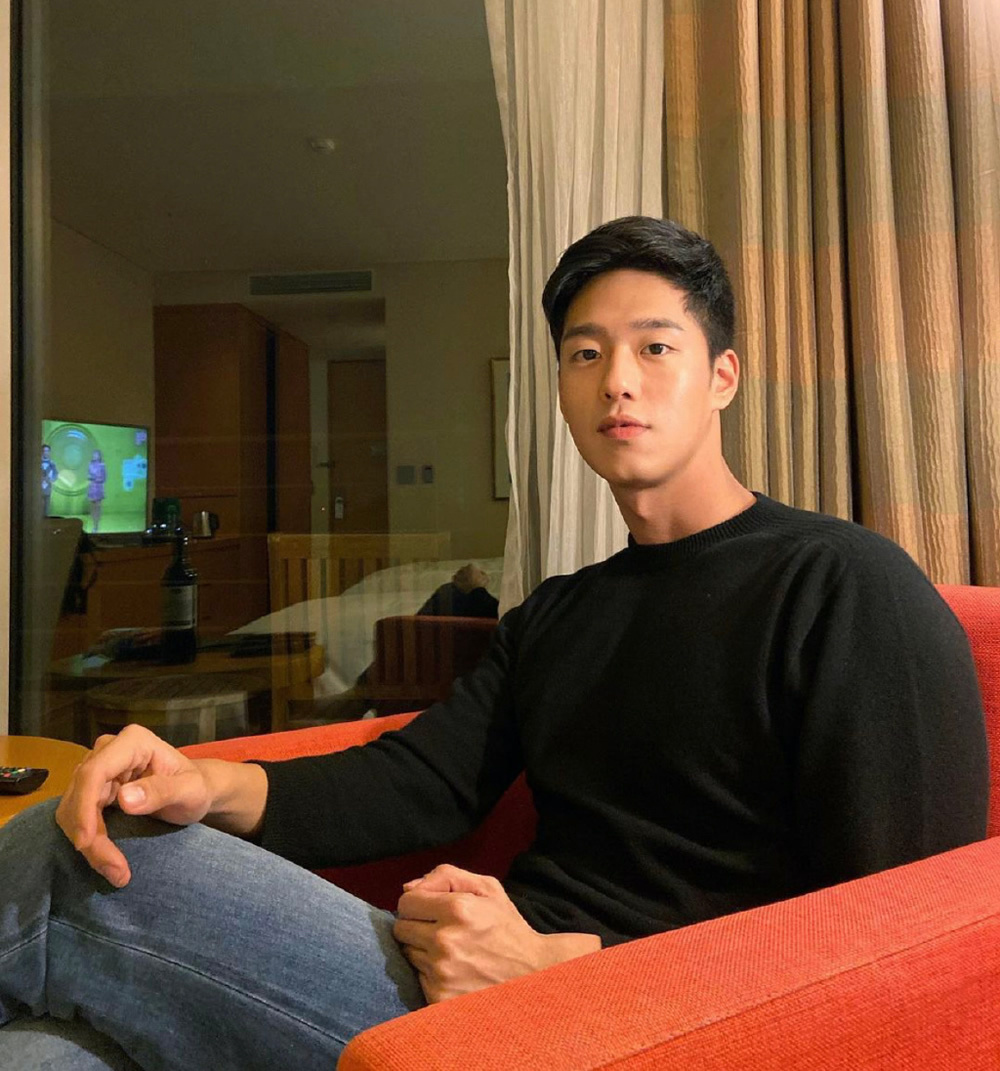 韩国自由职业健身肌肉男模小哥Lee JongChan