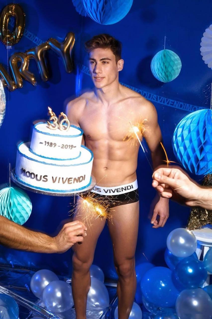 希腊雅典肌肉男模Panagou Anastasis生日写真