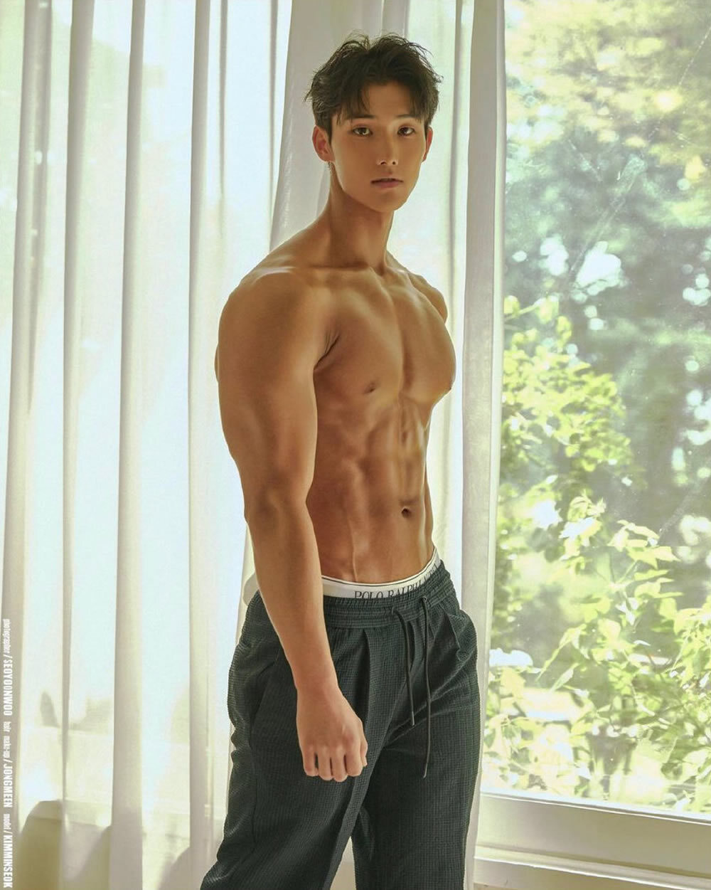 韩国健身运动员KIM MIN SEOK