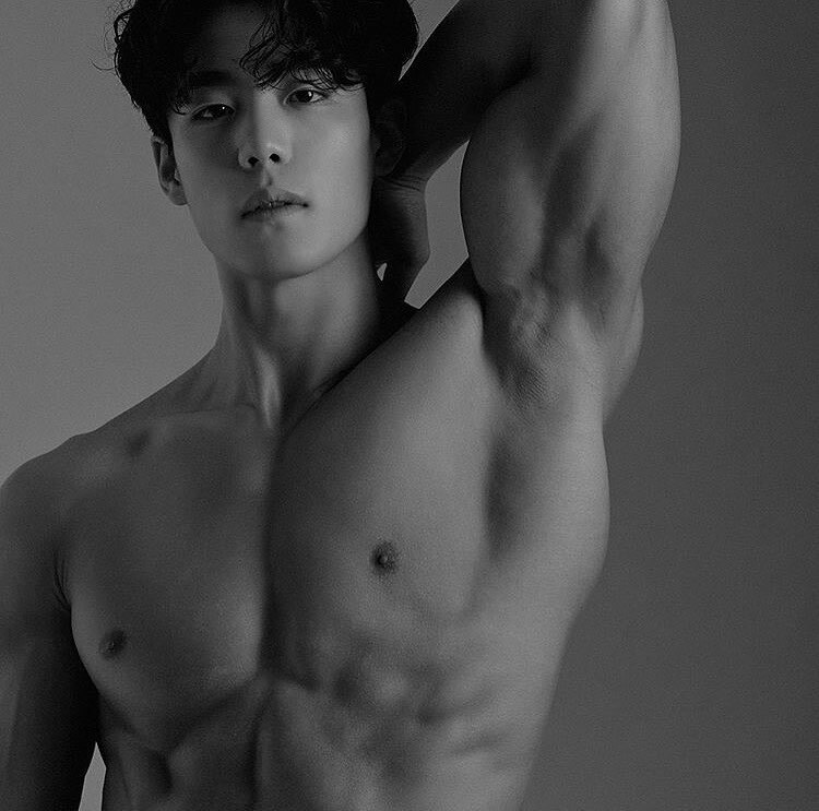 韩国健身运动员男模junprofile