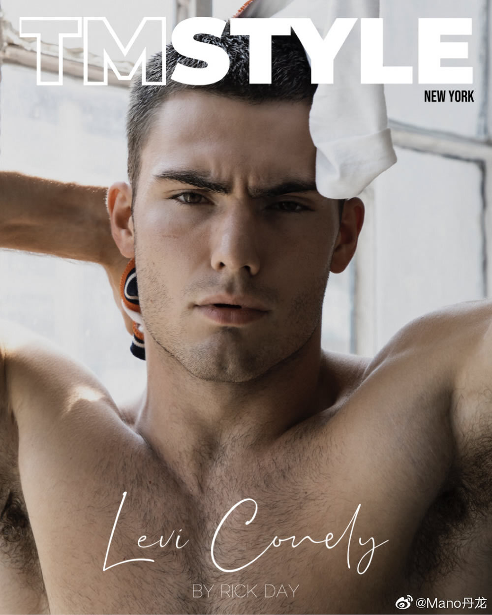 欧美男模健身型男帅哥Levi Conely By Rick Day