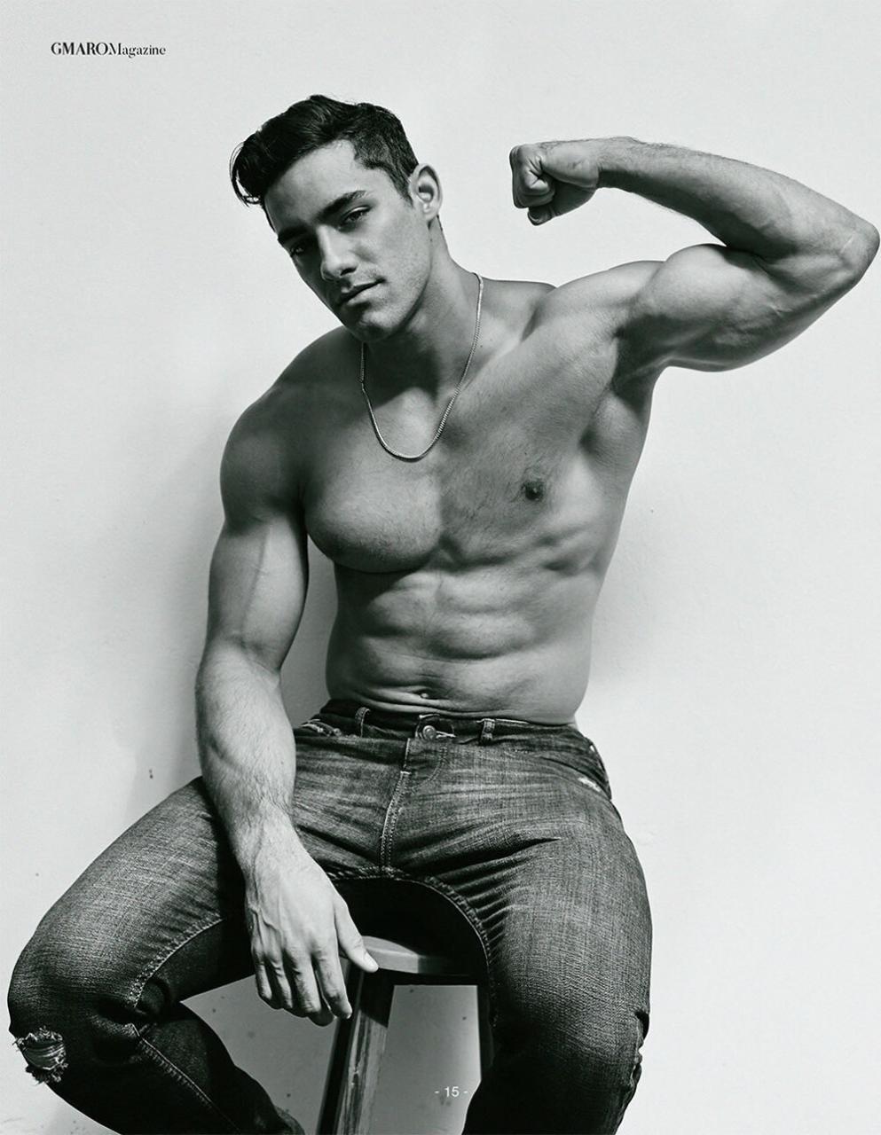 秘鲁肌肉男模Austin Palao