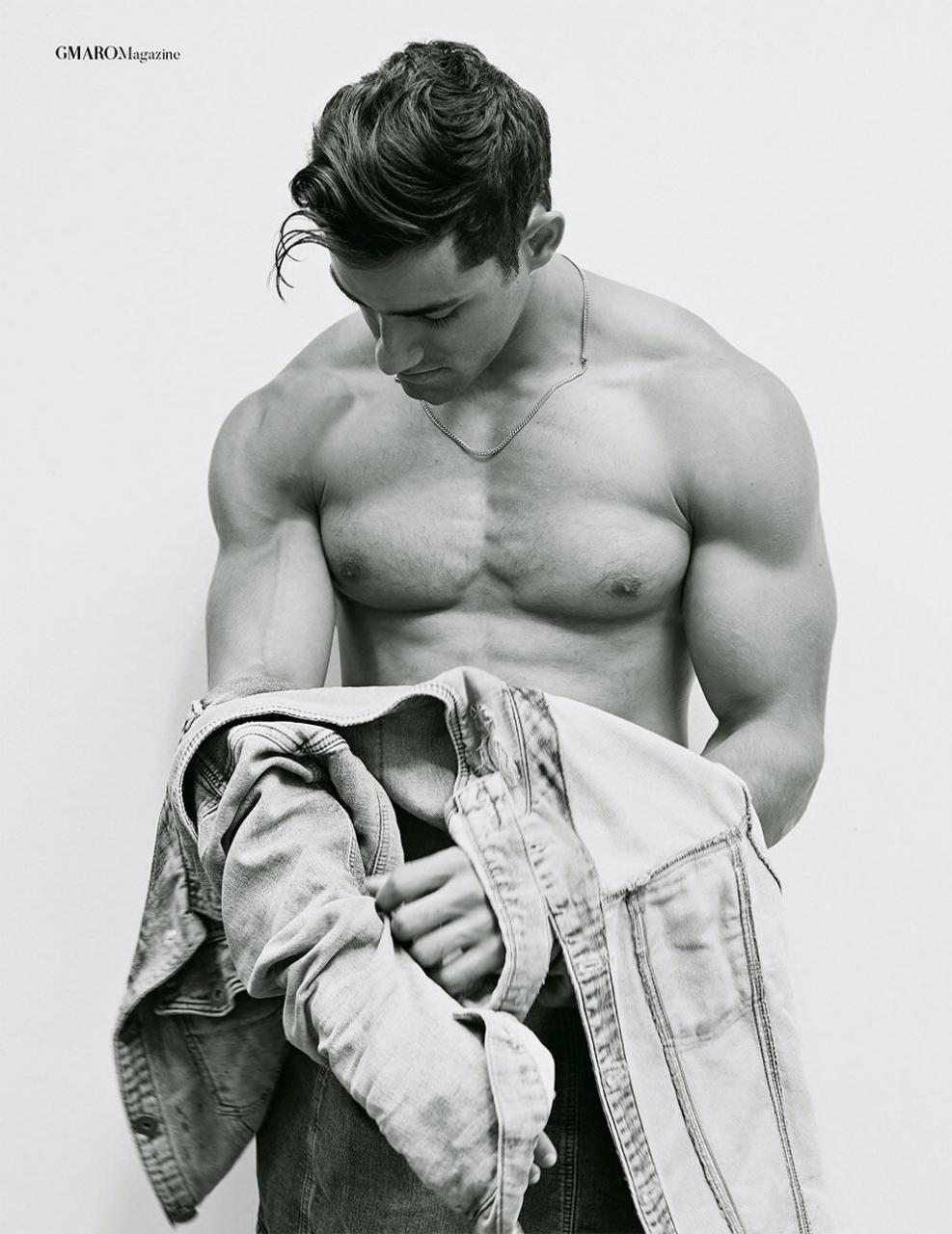 秘鲁肌肉男模Austin Palao