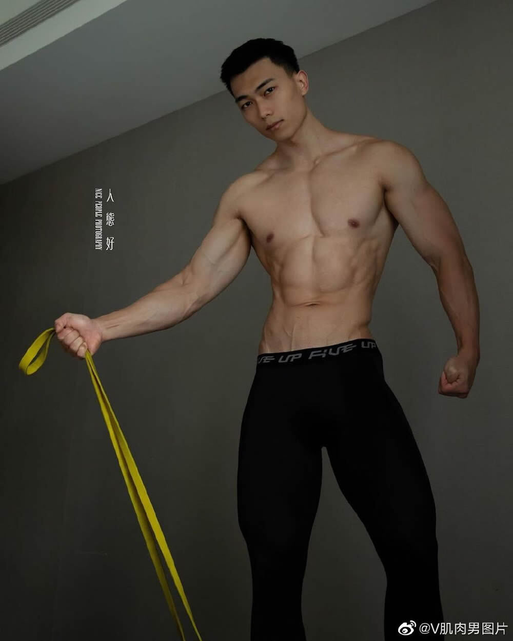中国台湾肌肉帅哥BirdyVincent