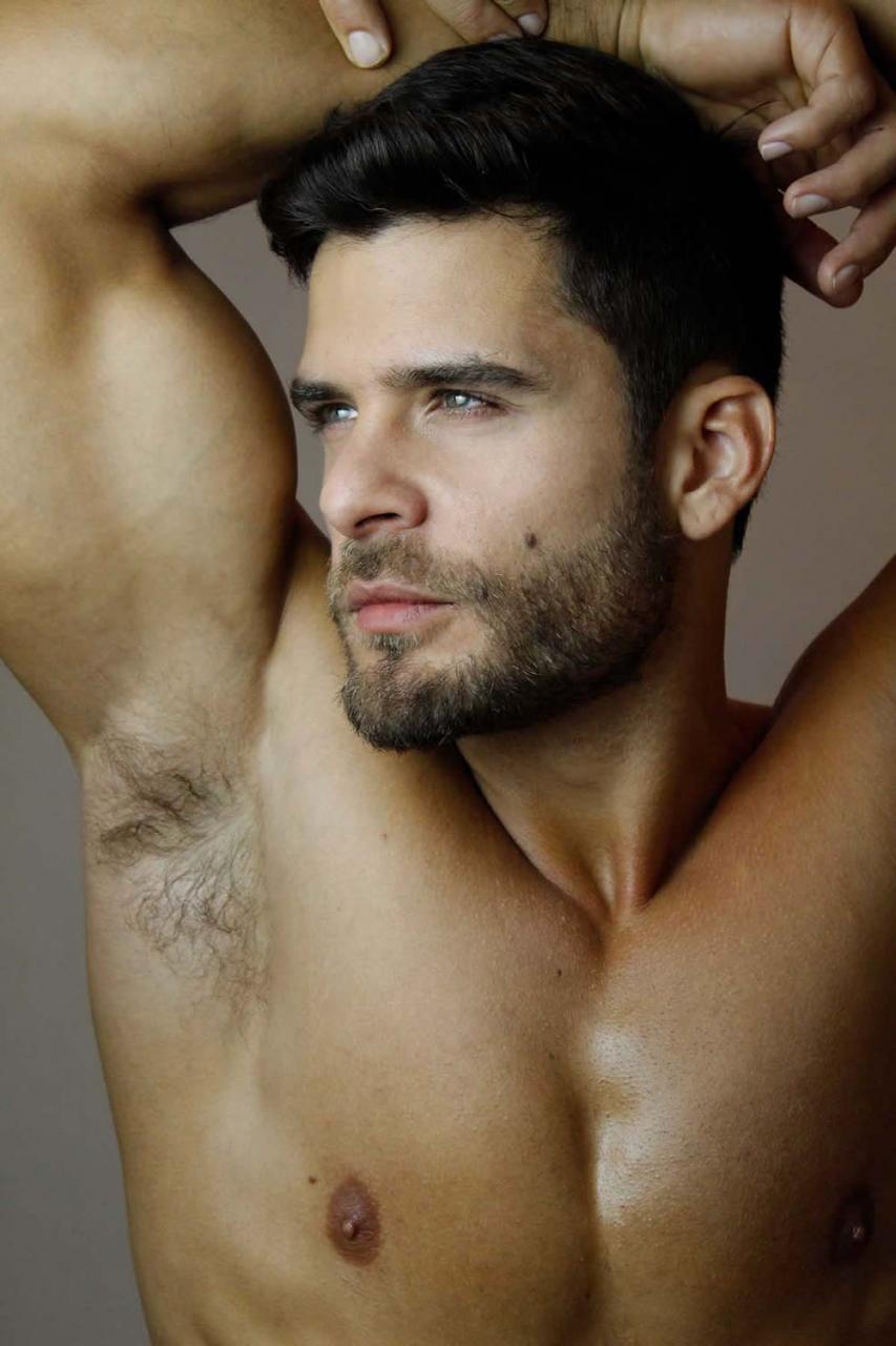 健身男模写真 巴西肌肉帅哥Caio Alves