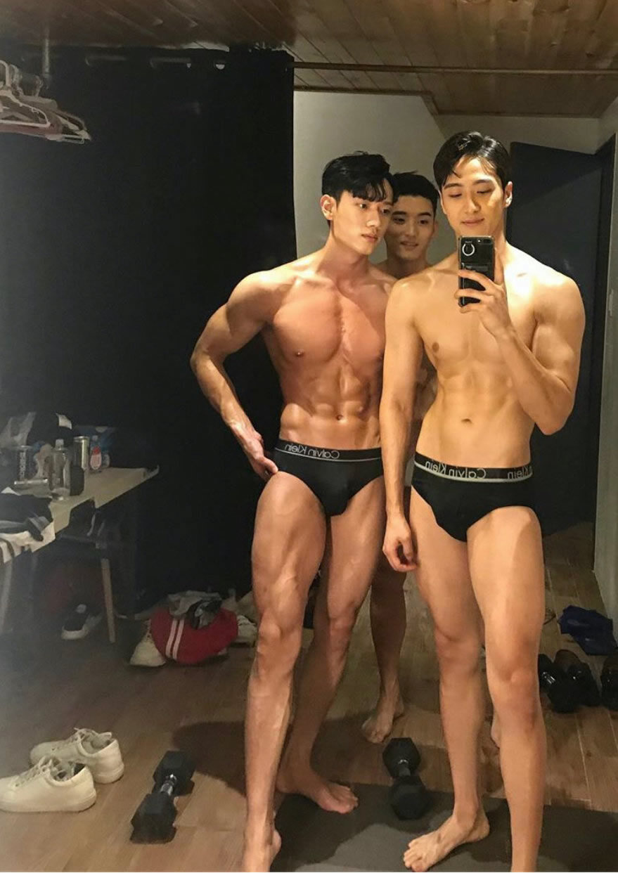 韩国肌肉帅哥健美运动员CHO Jae Young