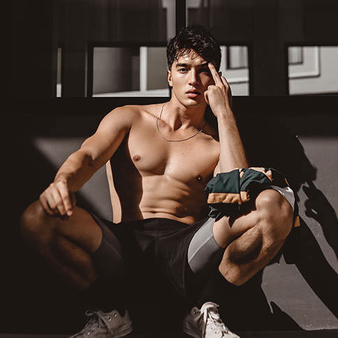 欧美肌肉帅哥男模Liam写真 Coitus Magazine-大壹博客