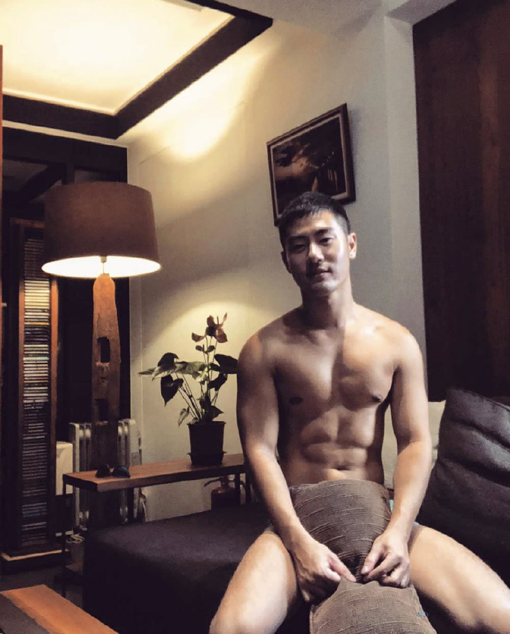 健身肌肉男Eddy Yeung