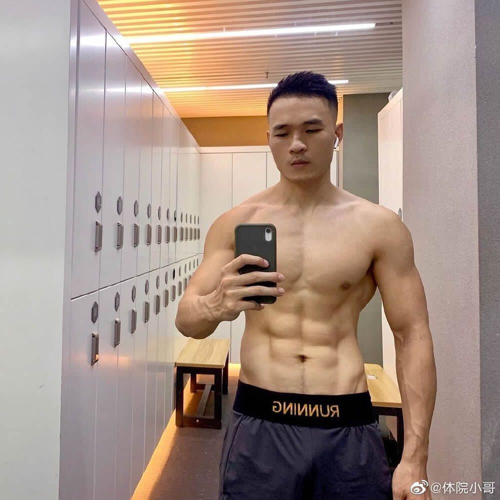 健身肌肉帅哥corey.xiao-大壹博客