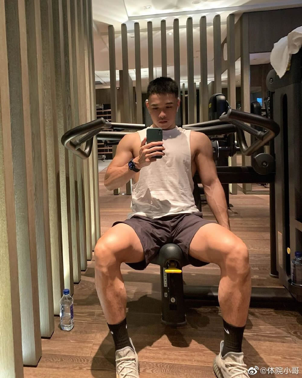 健身肌肉帅哥corey.xiao