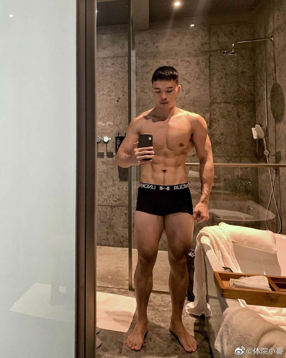 健身肌肉帅哥corey.xiao