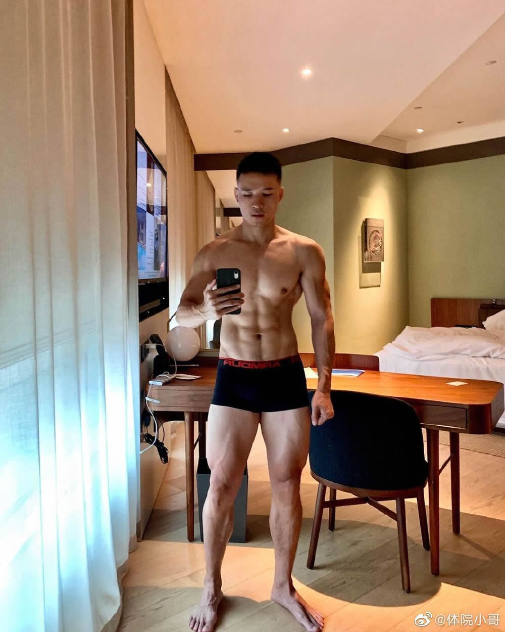 健身肌肉帅哥corey.xiao