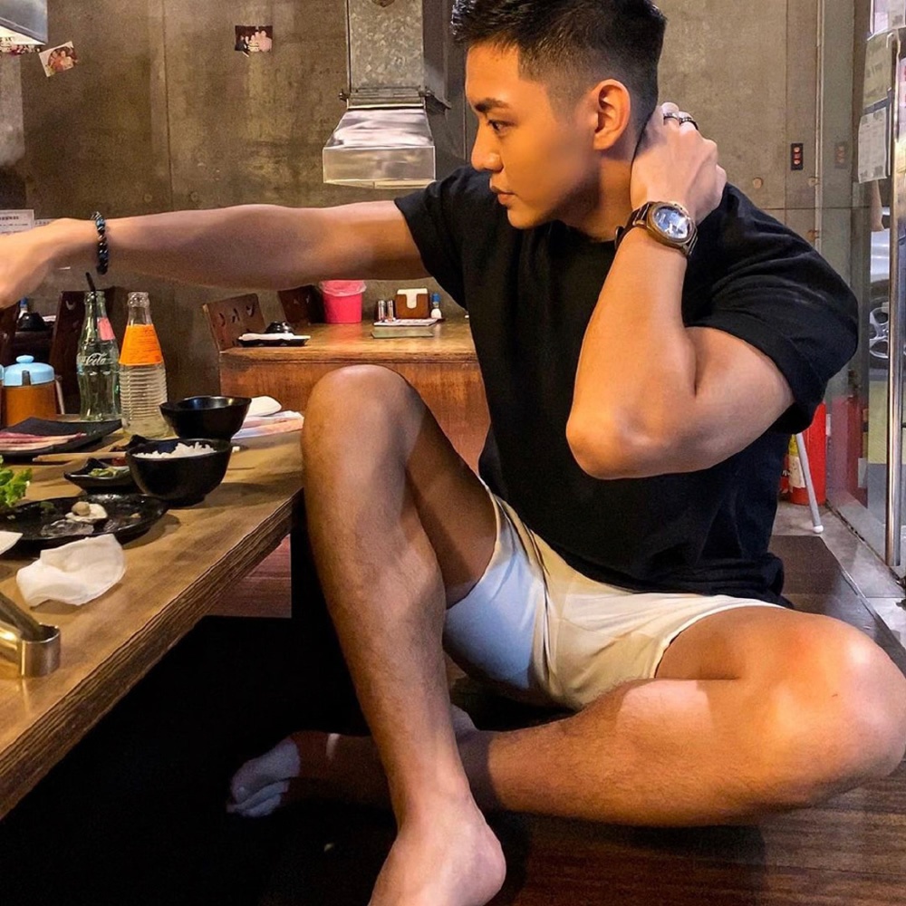 身材很好的国产素人健身肌肉气质帅哥