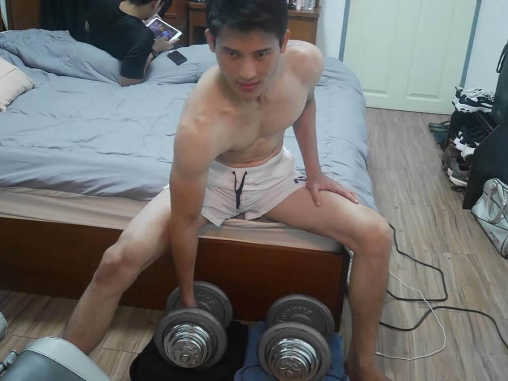 东南亚薄肌肌肉帅哥 泰国轻量级拳击手