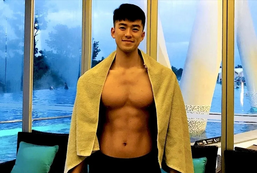 身高186cm的大长腿高颜值国产肌肉帅哥男模