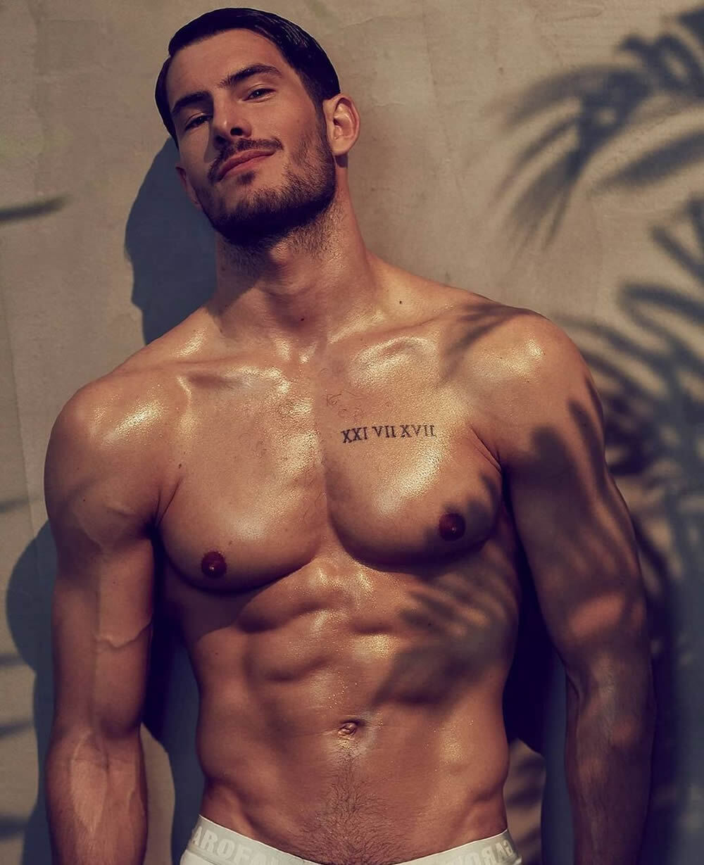 法国天才帅哥肌肉男模Adrien France