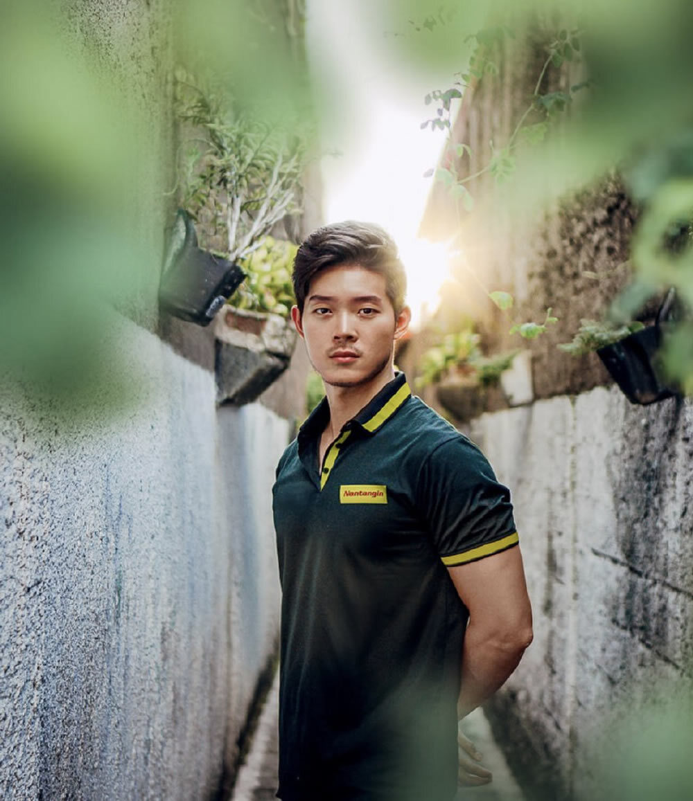 印度尼西亚阳光肌肉胡渣帅哥leezhelong