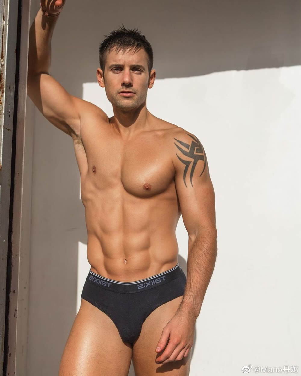 英国健身男模肌肉帅哥Alex Crockford
