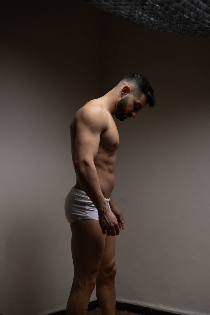 欧美肉壮胡子肌肉帅哥健壮肌肉男模Hamodi