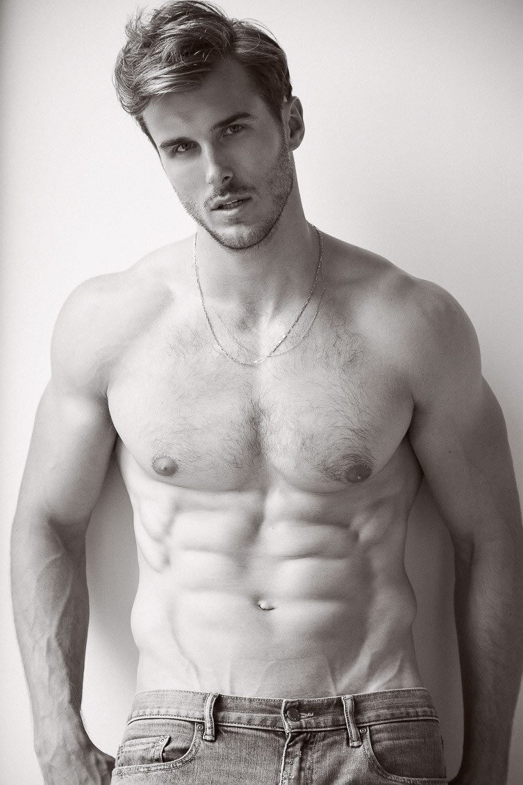 美国波兰裔男模肌肉帅哥Dusty Lachowicz