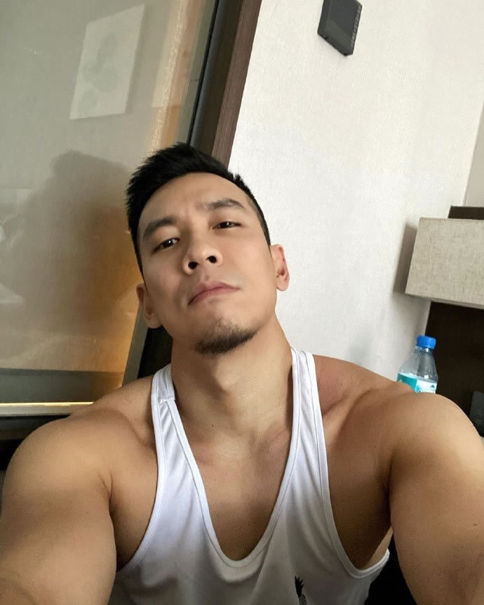 马来西亚肌肉帅哥肌肉熟男小叔SK Low