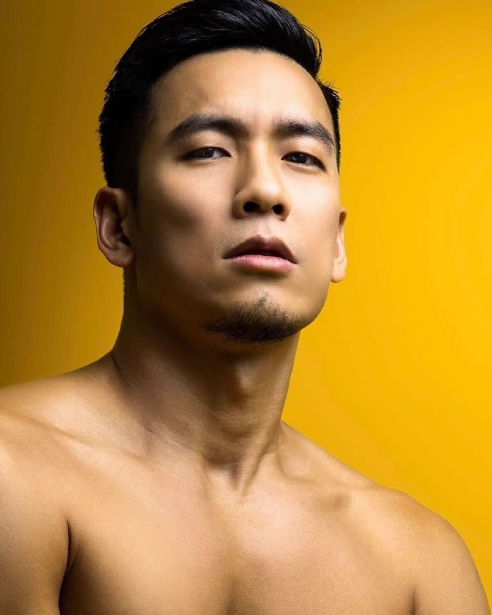 马来西亚肌肉帅哥肌肉熟男小叔SK Low