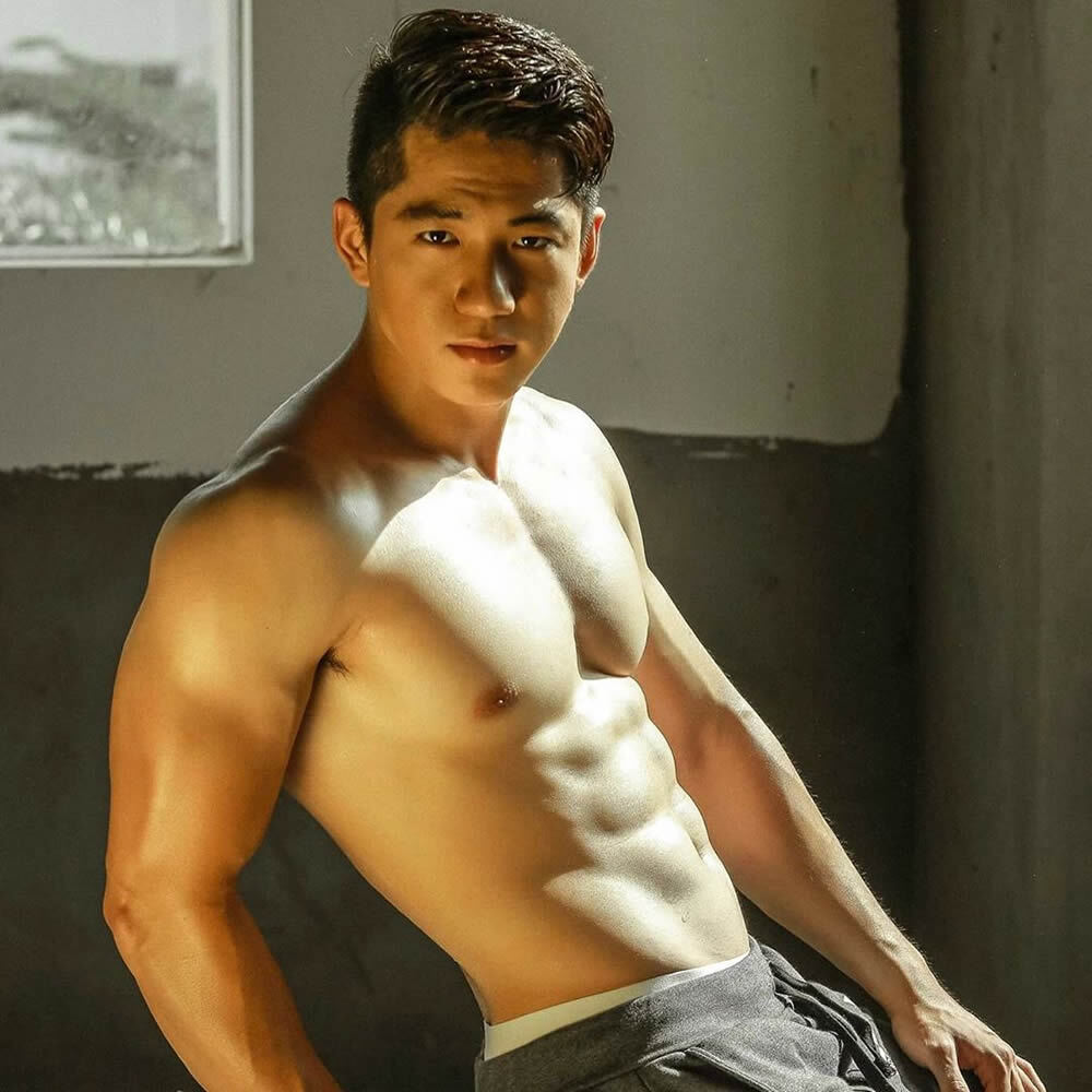 越南肌肉帅哥健身网红Dang Quoc Dat