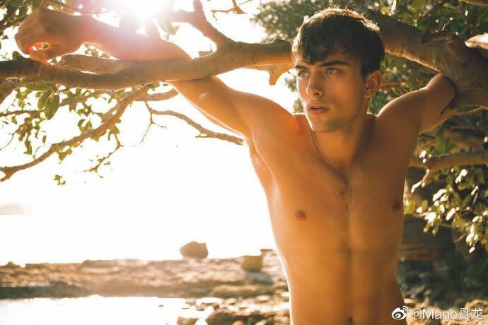 澳大利亚男模Matthew djordjevic写真