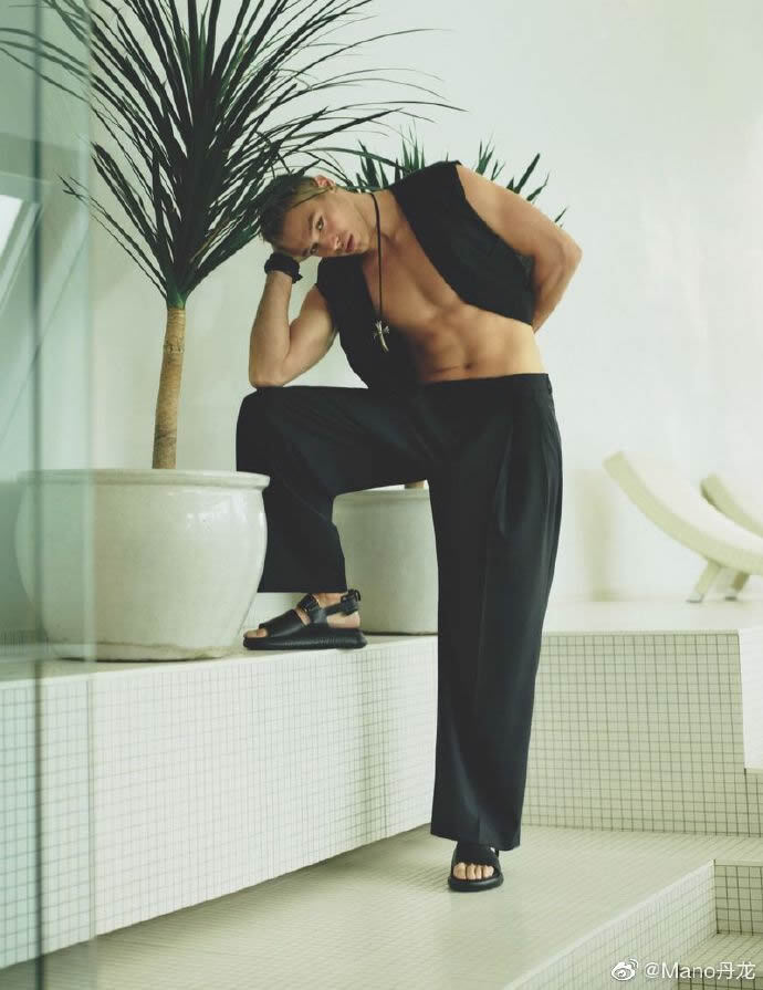 美国新生代男模Matthew Noszka