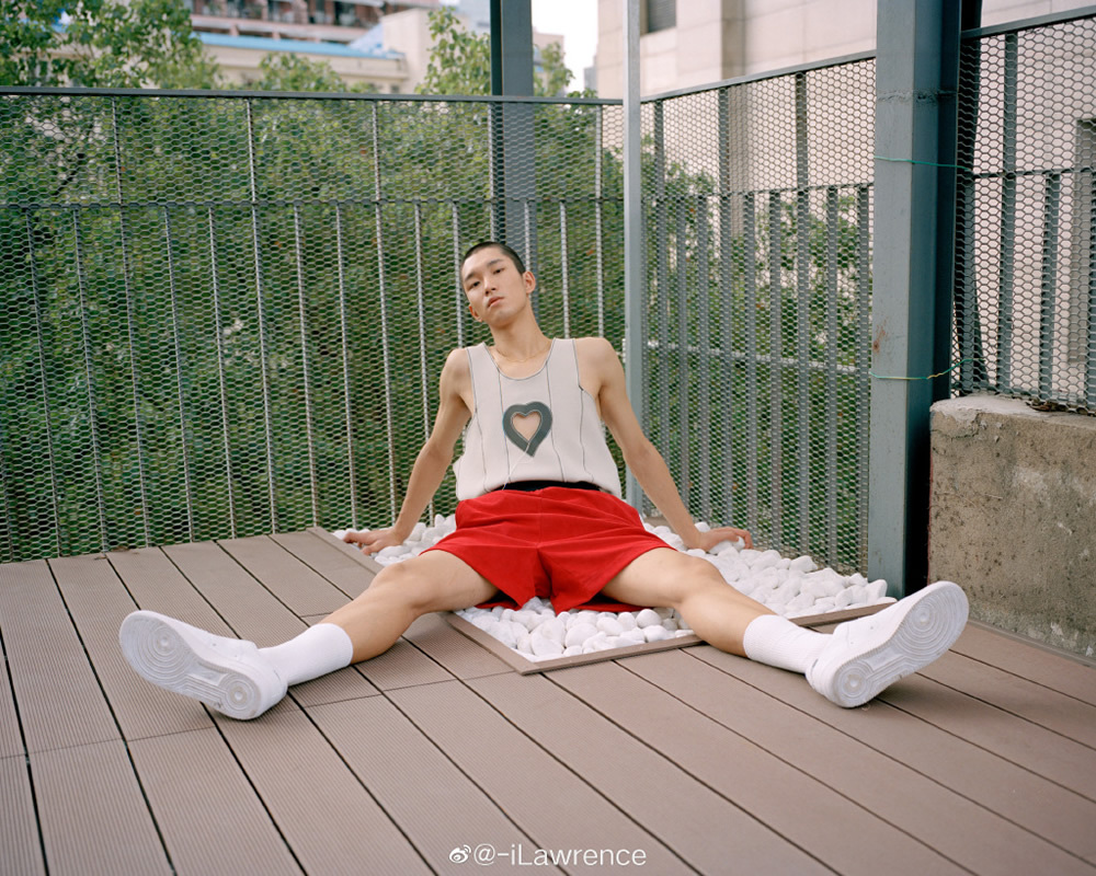 Nike官网寸头单眼皮模特徐一飞 传说中的禁欲脸？