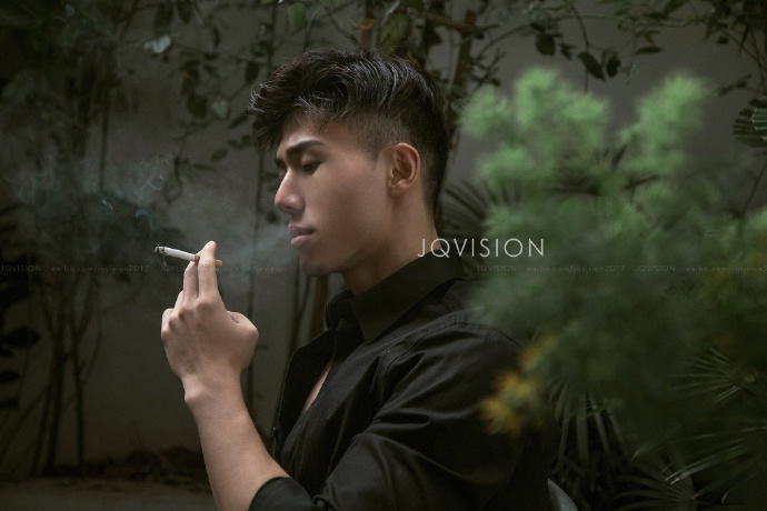 JQ_vision作品：体育学院的男生