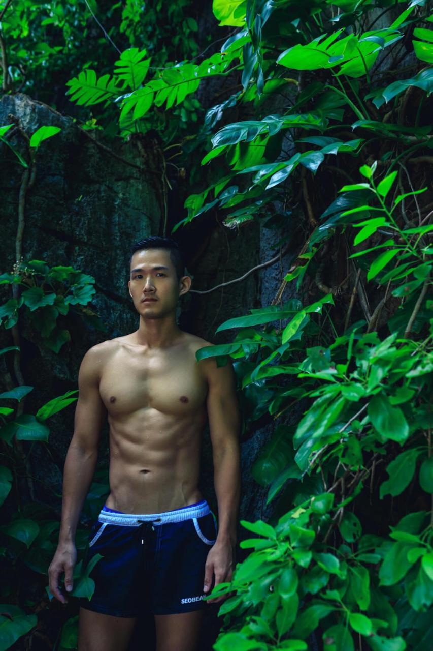 帅气爷们的中国台湾单眼皮肌肉帅哥