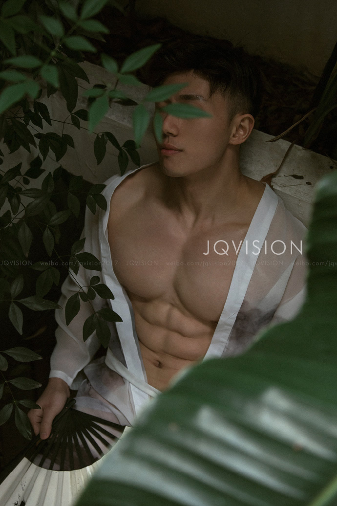 JQ_vision作品：体育学院的男生