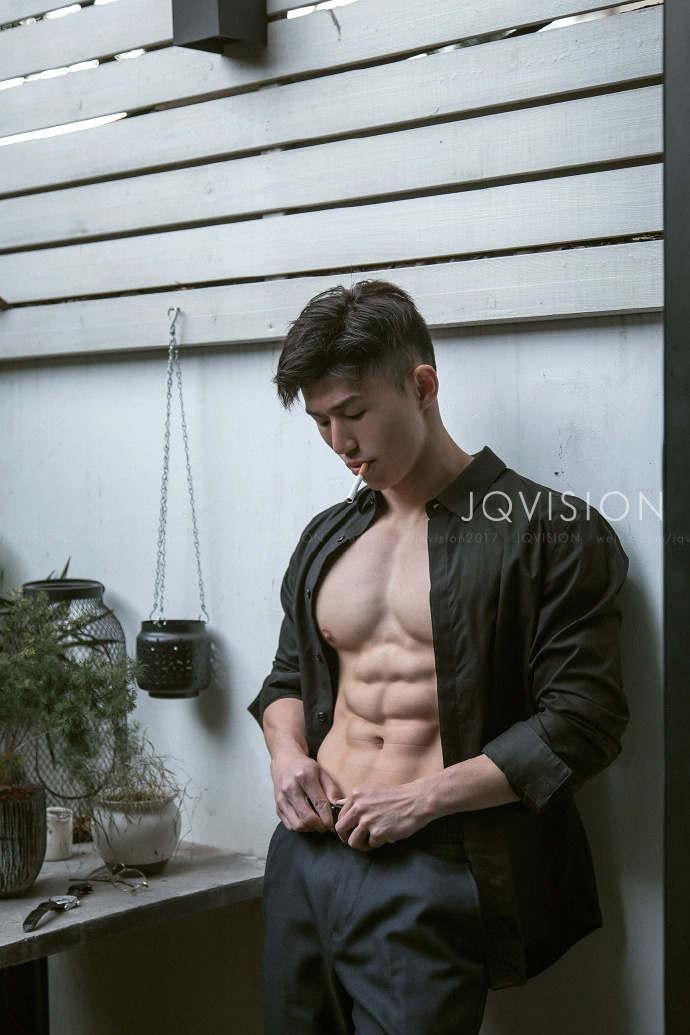 JQ_vision作品：体育学院的男生