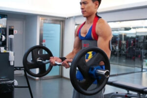 正装健身肌肉教练 中国肌肉熟男西装帅哥-大壹博客