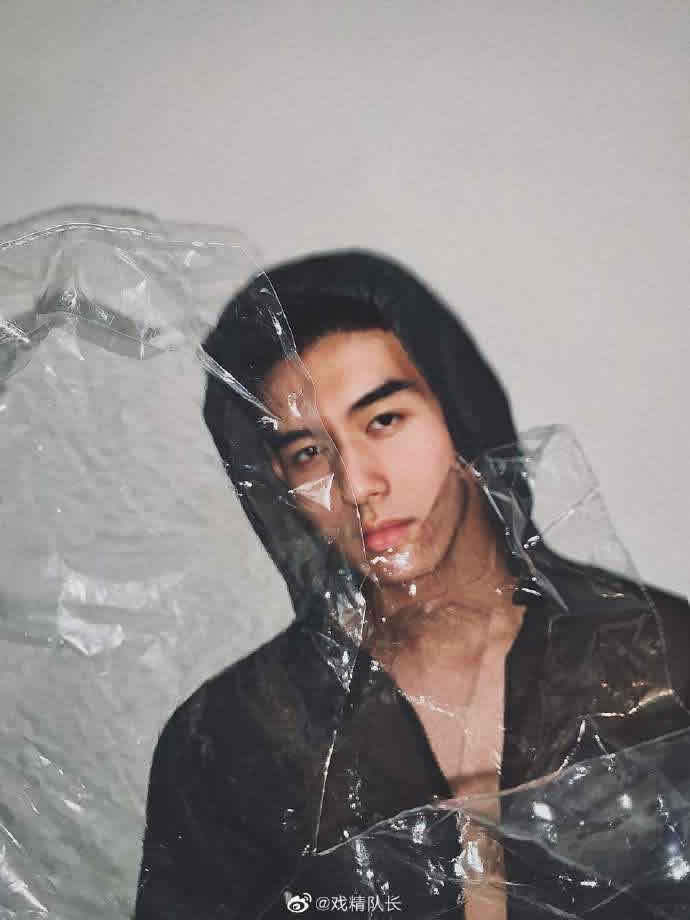 中国肌肉小鲜肉许健Alex 腹肌校草