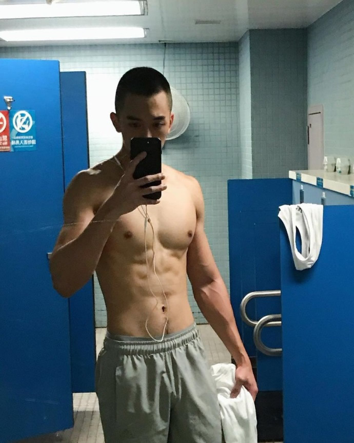 中国肌肉帅哥 小鲜肉肌肉男Jasper Chen
